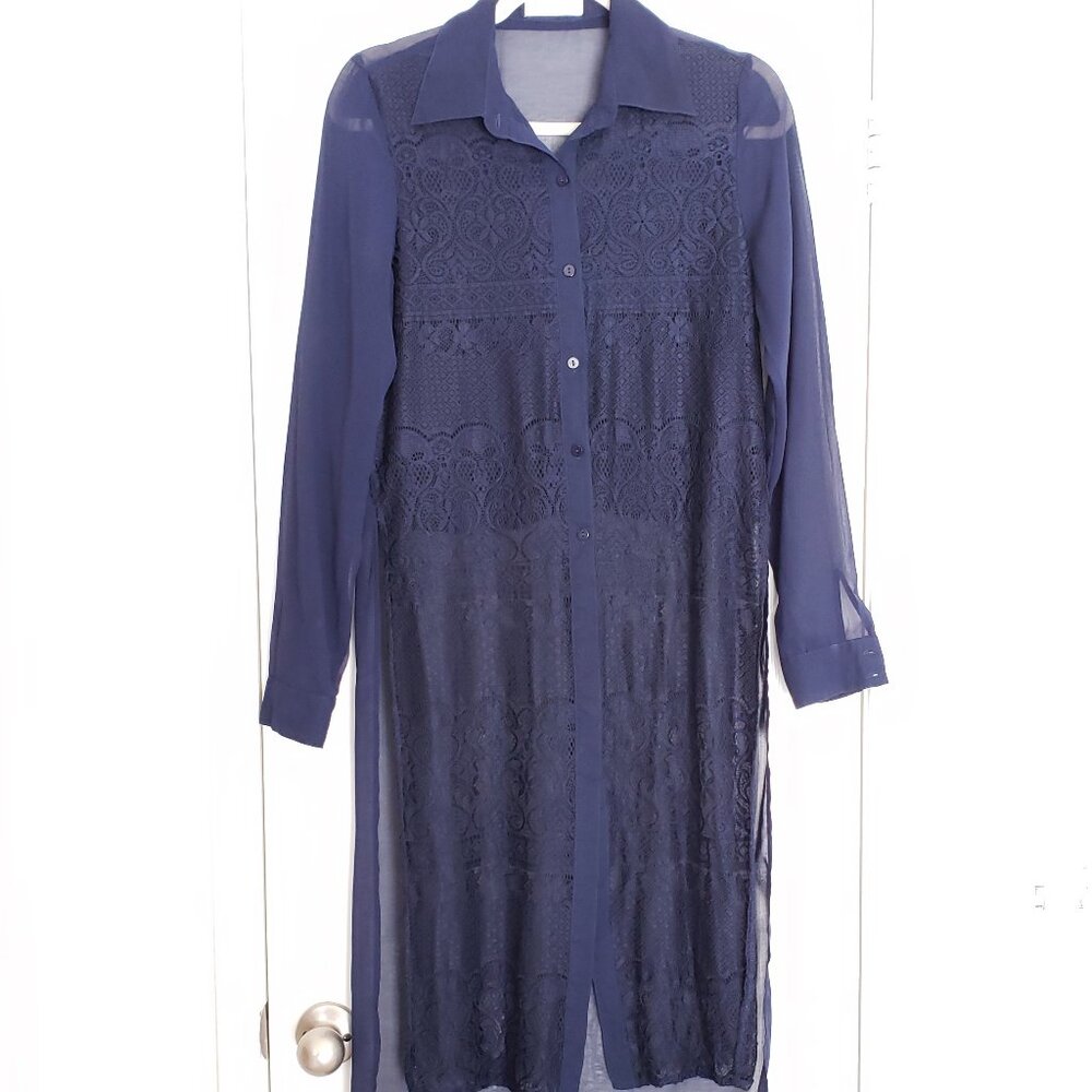 The Line of Style Navy Blue Mesh Lace Pattern Unique Design Long Blouse Size S